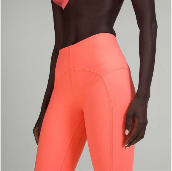 NWT Lululemon Back-Zip High-Rise Paddle Tight 28" (8) - Picture 3 of 10